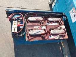 Plataforma de tijera Genie GS-3232 2016 — angosta, eléctrica 38 ft, solo 516 horas - fotografia 4