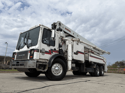 Bomba de Concreto Schwing KVM 39X 2003 – Pluma de 39 m Roll & Fold sobre Mack MR688S - fotografia 6