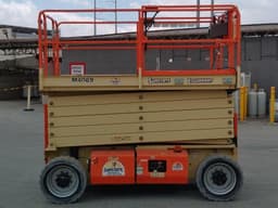 Elevador de Tijera JLG M4069LE 2015 – Todo Terreno de 40 ft con Solo 562 Horas - fotografia 6