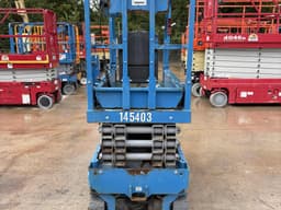 Elevador de Tijera Genie GS-1930 2015 Eléctrico – 19 ft y Solo 617 Horas - fotografia 3