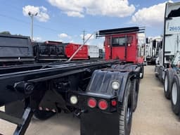 Camión Roll-Off Kenworth T800 2004 con elevador de 60,000 lb - fotografia 5