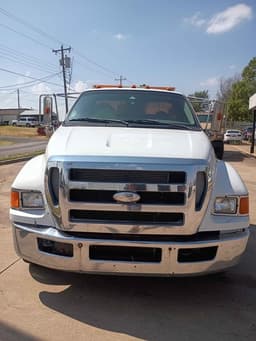Camión plataforma Ford F-650 XLT 2008 – 386,000 millas - fotografia 5