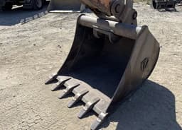 Bote trasero de 33 pulgadas de retroexcavadora CASE 580N EP
