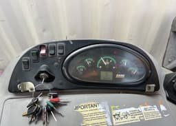 Controles de operación de retroexcavadora CASE 580N EP 2017