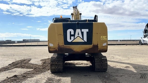 Excavadora Caterpillar 320E 2017 – 5,000 Horas con Kit para Martillo - fotografia 10