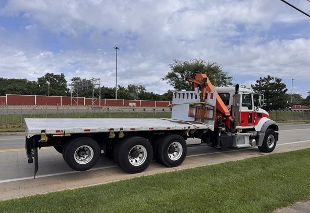 Grúa Articulada Palfinger PK18002EH 2018 – 6.7 Ton sobre Mack Granite - fotografia 11