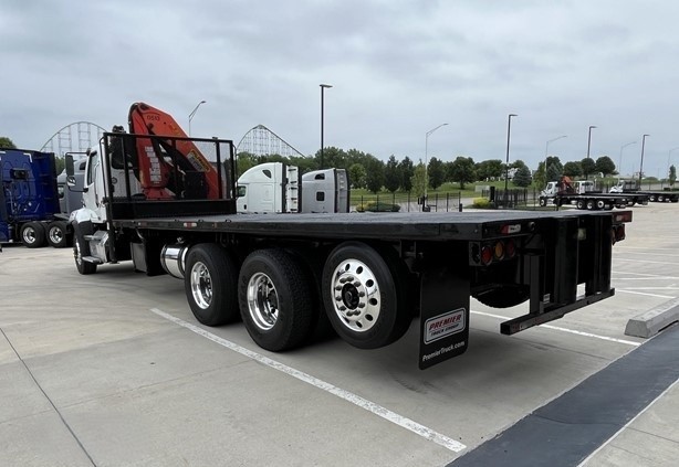 Grúa Articulada Palfinger PK23500 2018 – 10 Ton sobre Freightliner 114SD - fotografia 11
