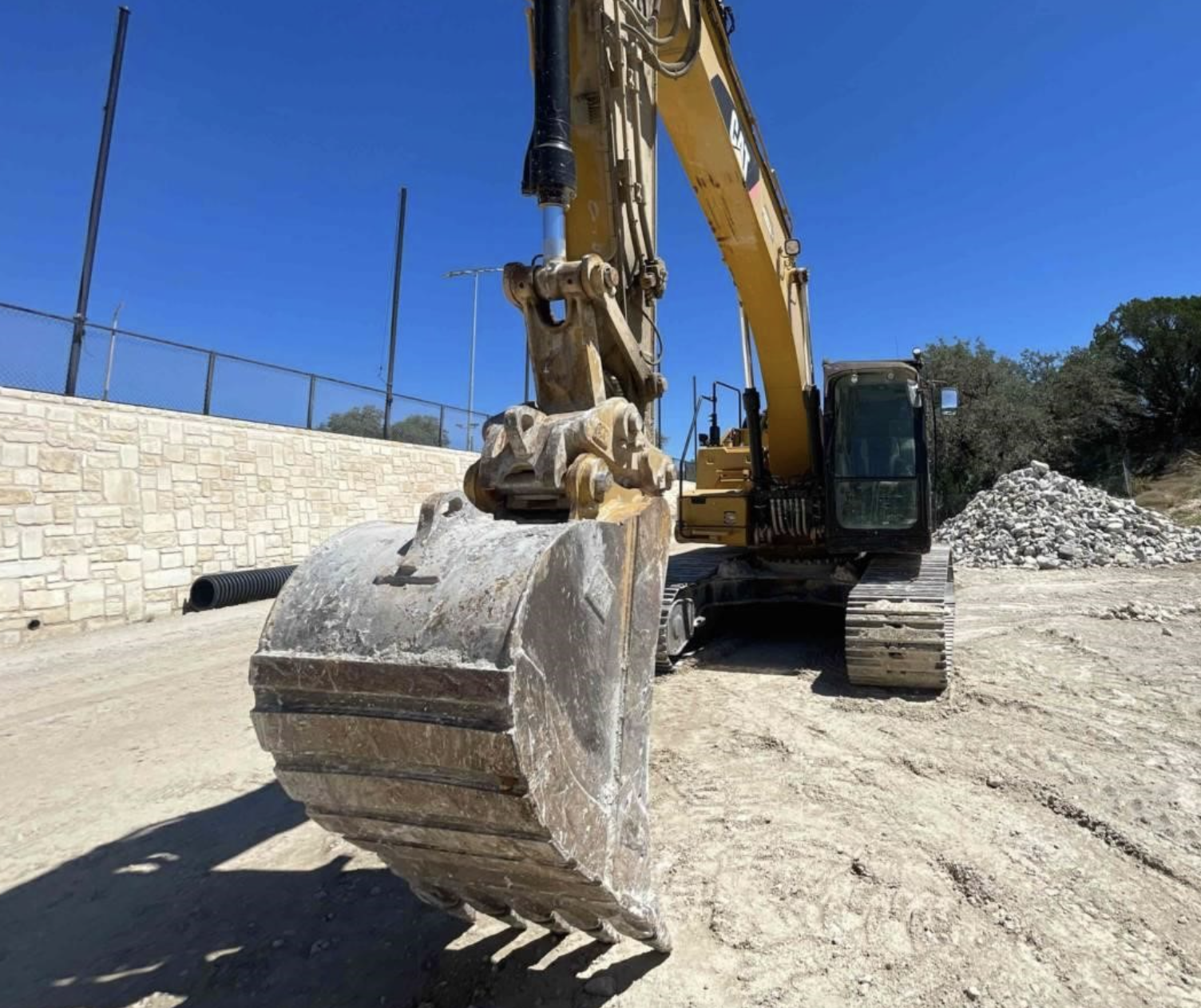 Excavadora Caterpillar 320FL 2016 – 6,185 Horas con Hidráulica de Alto Flujo - fotografia 8