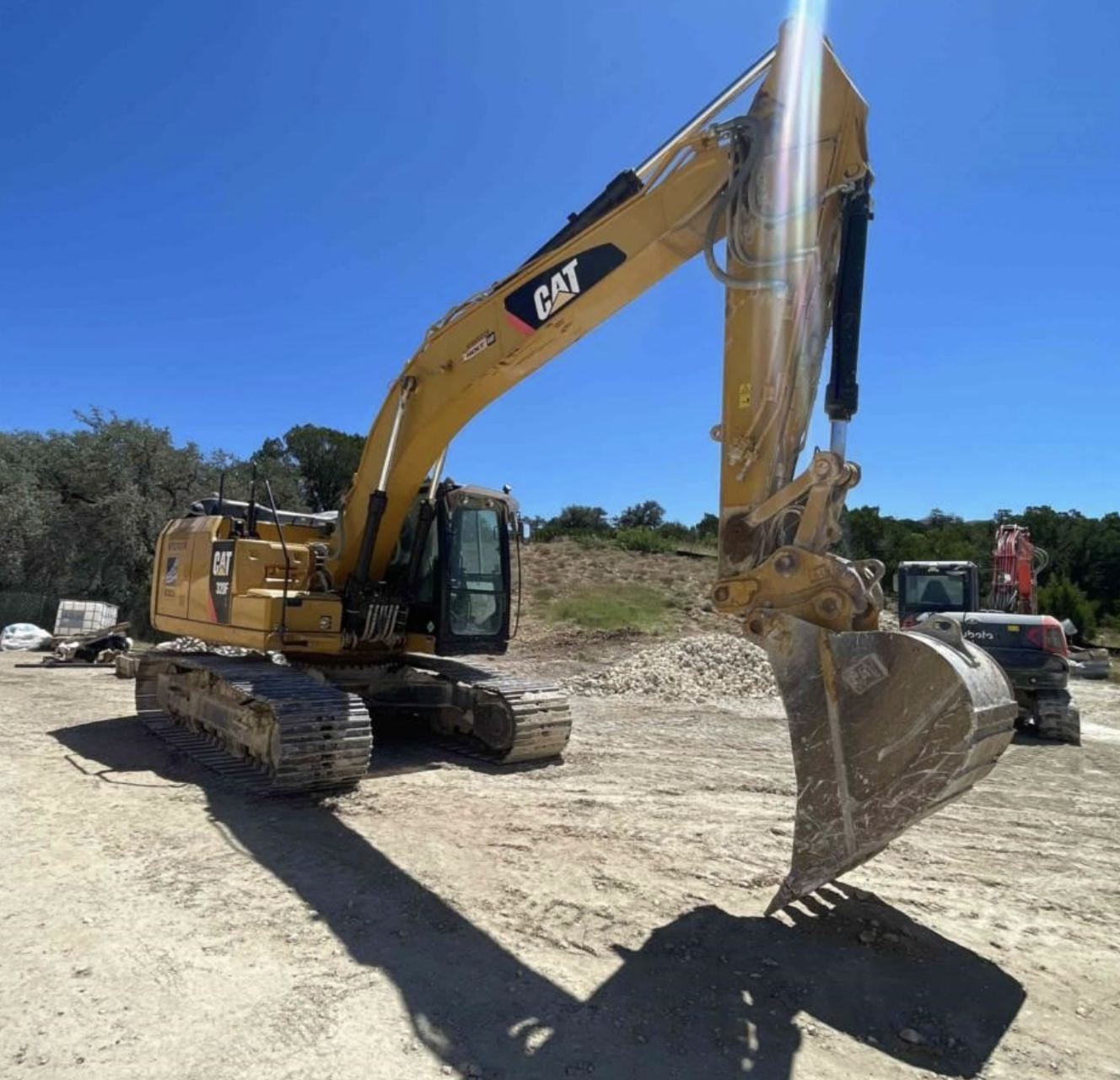 Excavadora Caterpillar 320FL 2016 – 6,185 Horas con Hidráulica de Alto Flujo - fotografia 11