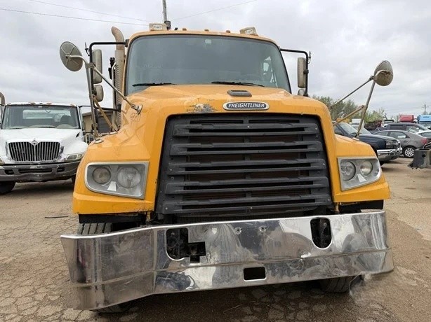Camión Roll-Off Freightliner 114SD 2012 con 175,202 mi - fotografia 7
