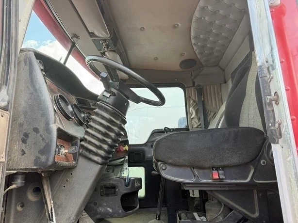 Camión Roll-Off Kenworth T800 2004 con elevador de 60,000 lb - fotografia 7
