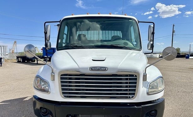 Camión plataforma Freightliner M2 106 2007 – cama inclinable - fotografia 7