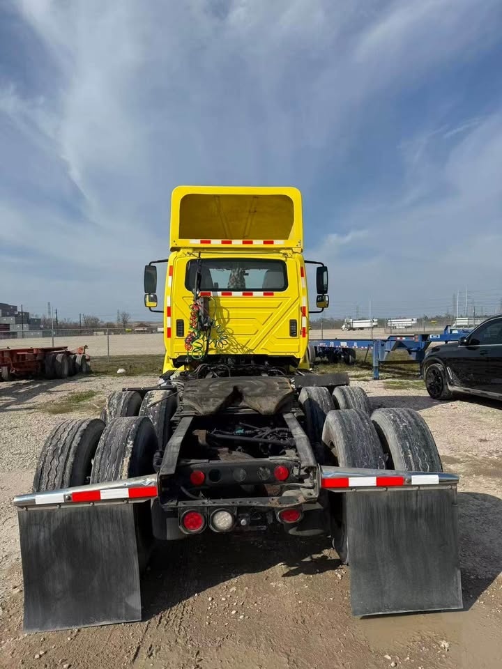 Tractocamión International ProStar 2016 day cab con Fuller de 10 velocidades - fotografia 9
