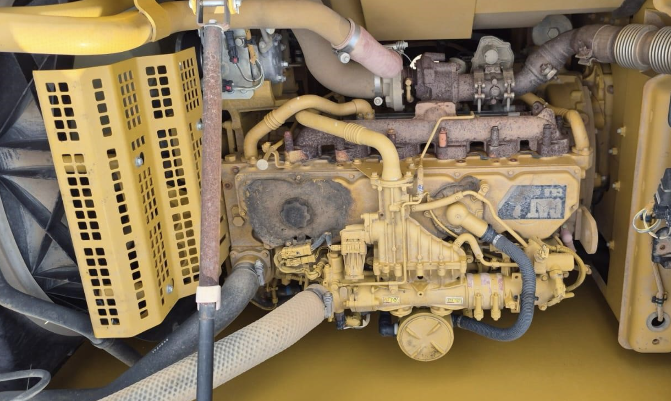 Motor de la excavadora Caterpillar 320EL 2014
