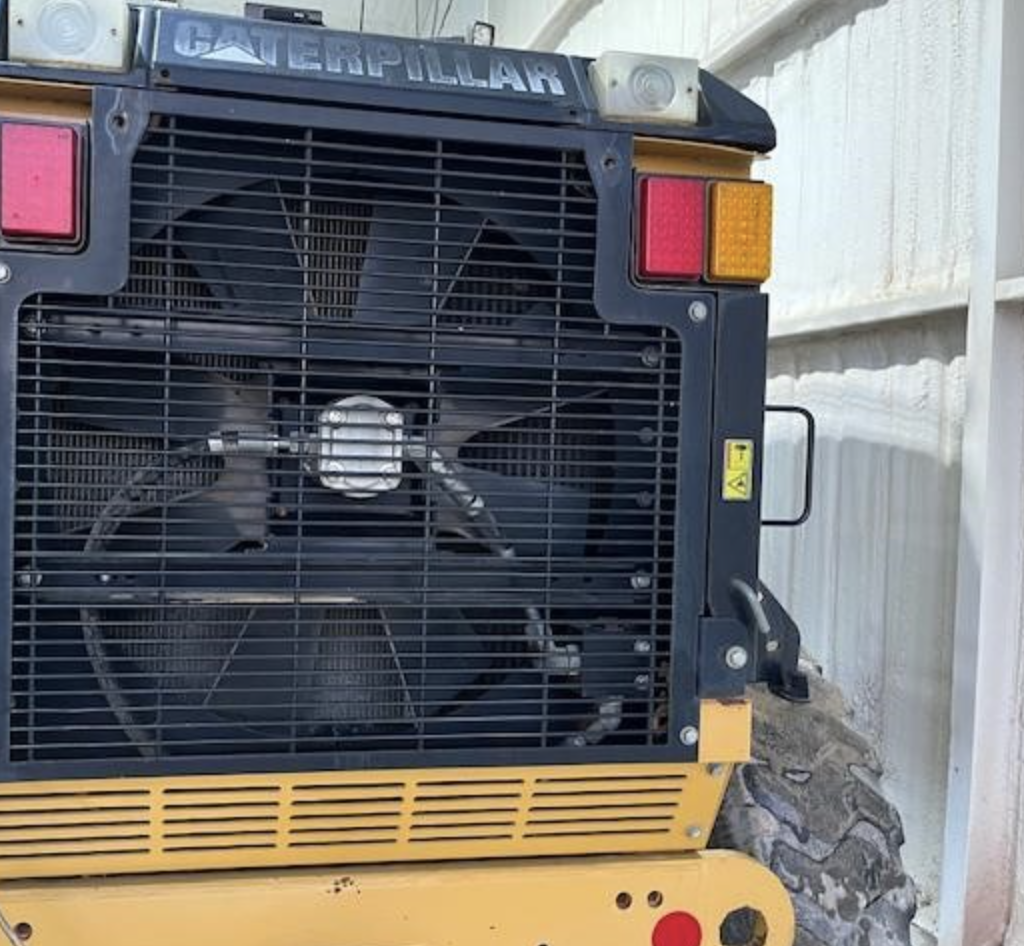 Motoconformadora Caterpillar 12M 2008 de 176 hp con vertedera de 14 ft y cabina con A/C - fotografia 7