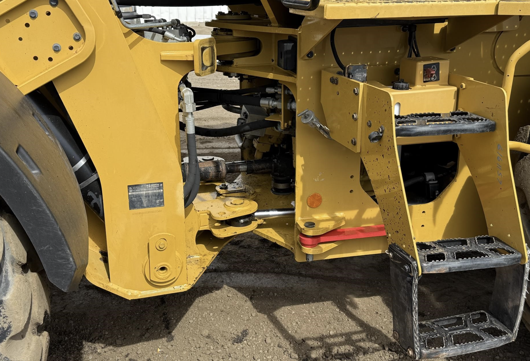 Cargador frontal Caterpillar 930K 2012 con cabina - fotografia 10