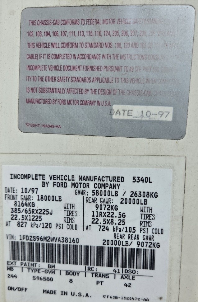 Placa de identificación del camión Sterling portador de grúa Terex TC 4792