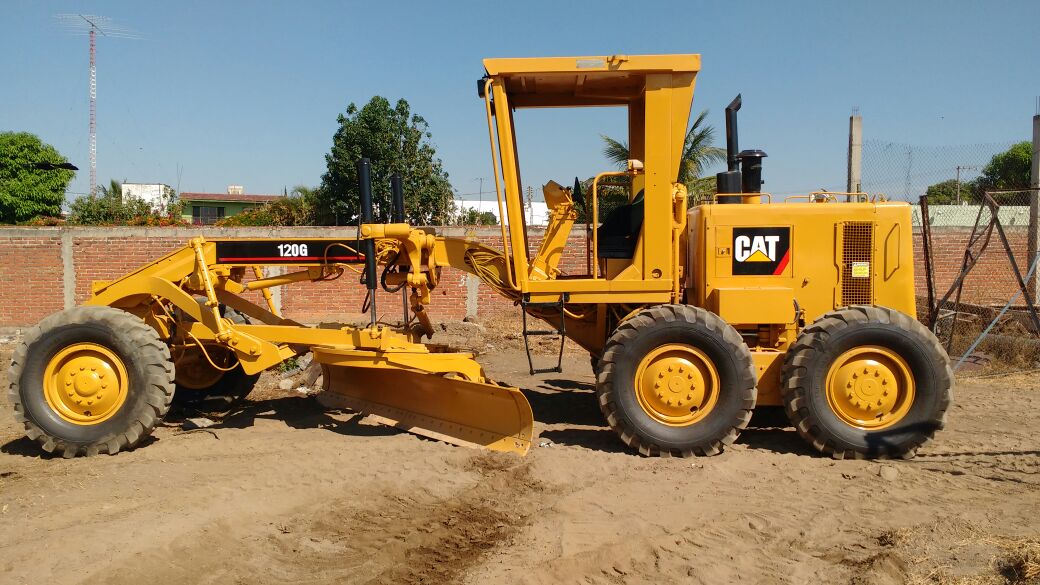 motoconformadora caterpillar 120g