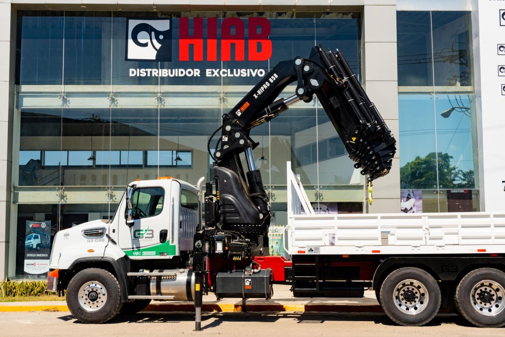 Por qué la grúas Hiab es clave en construcción