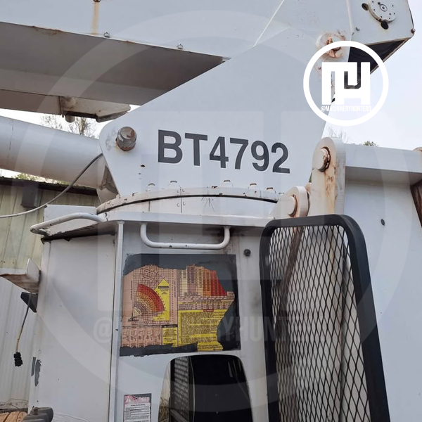 Venta de grúa Titán Terex 4792 en Monterrey – usada para construcción