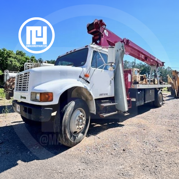 Grúa Titán Manitowoc sobre camión lista en Puebla – maquinaria pesada