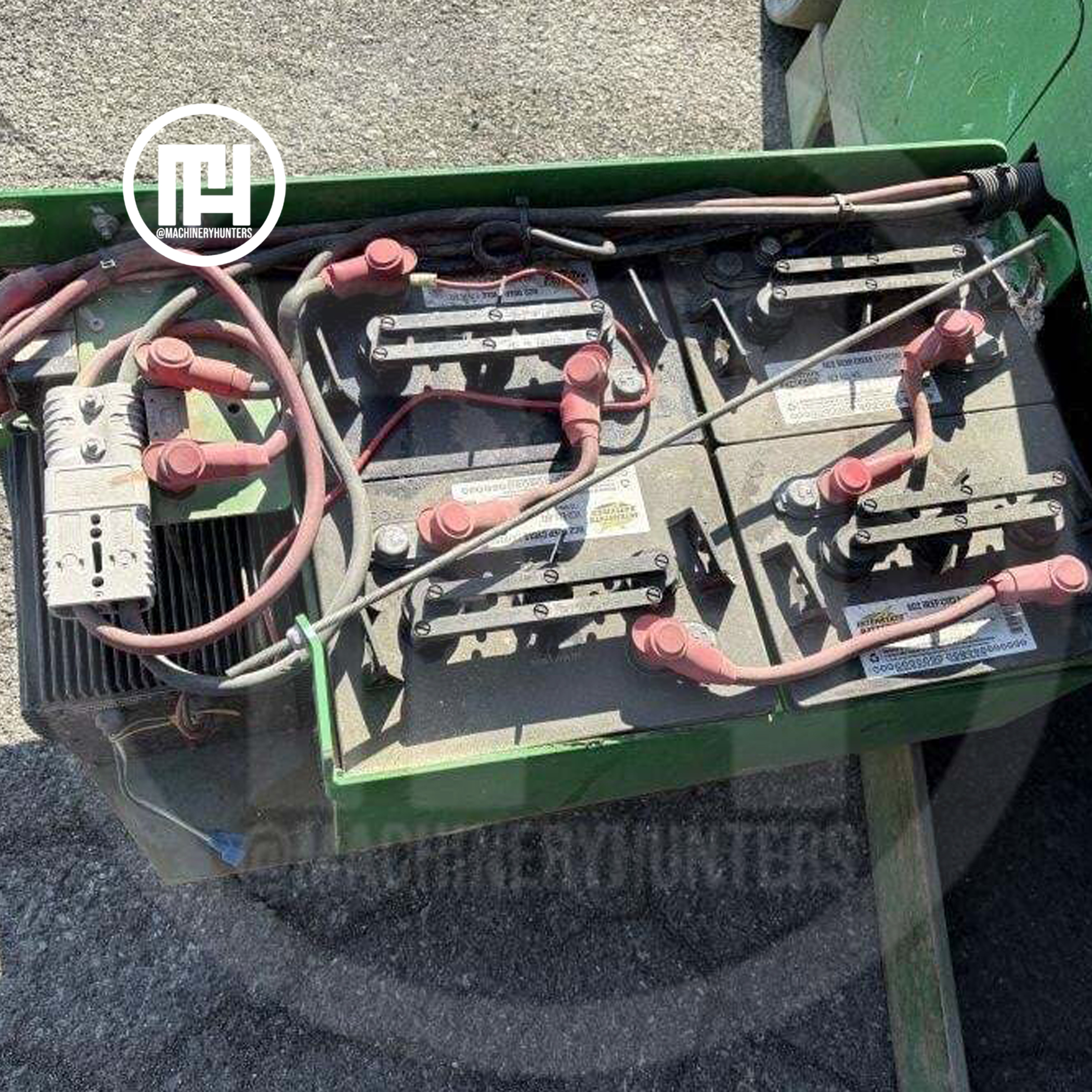 Sistema de baterías del elevador eléctrico Genie GS3232 2015