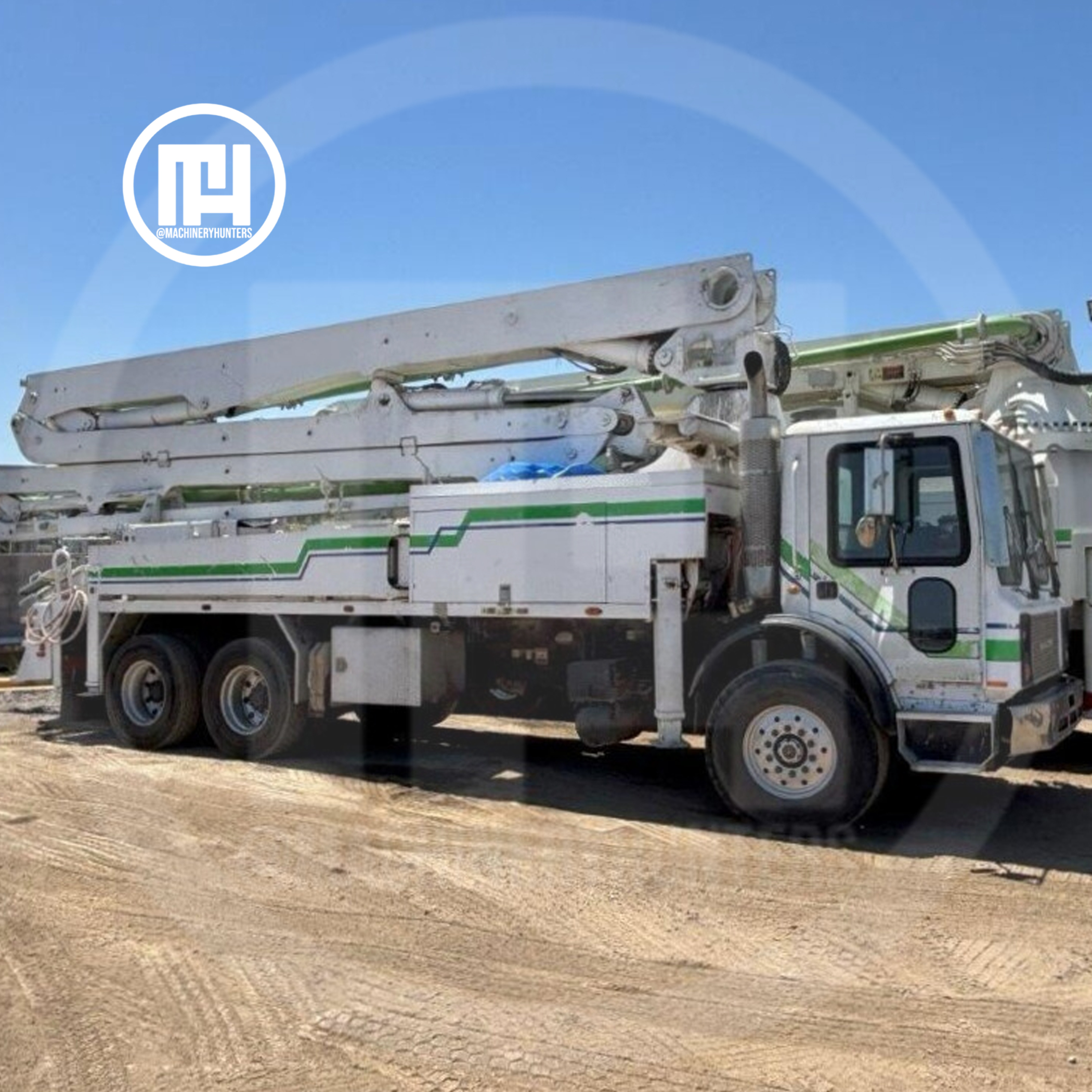 Bomba de Concreto Putzmeister 2006 vista lateral