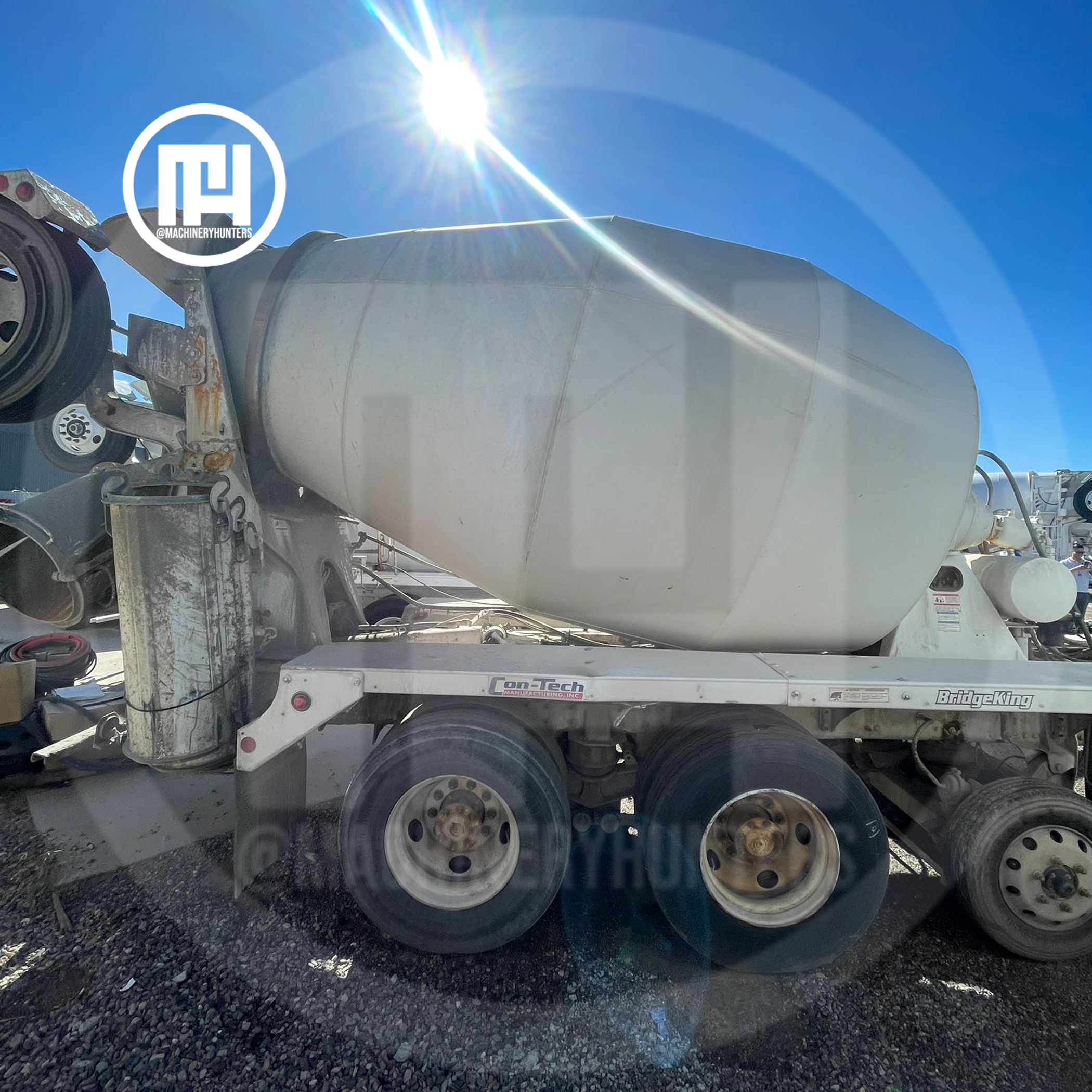 Trompo revolvedor Freightliner 114SD 2017 vista lateral del tambor Con-Tech